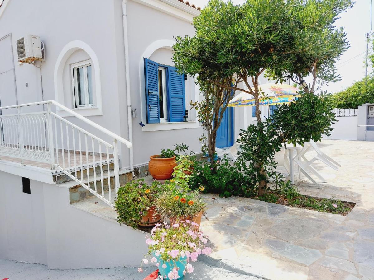 Leta Apartments Агиос-Георгиос Экстерьер фото