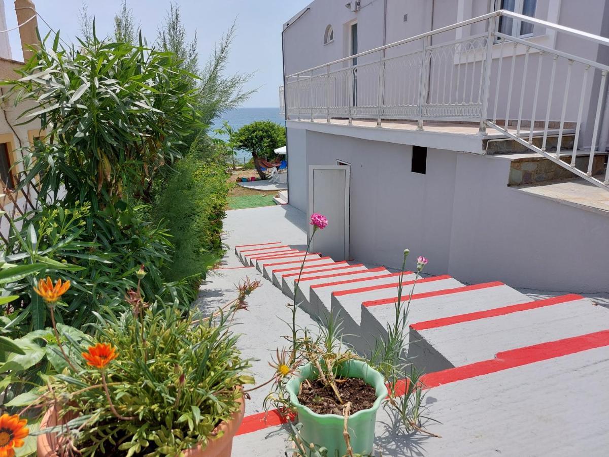 Leta Apartments Агиос-Георгиос Экстерьер фото