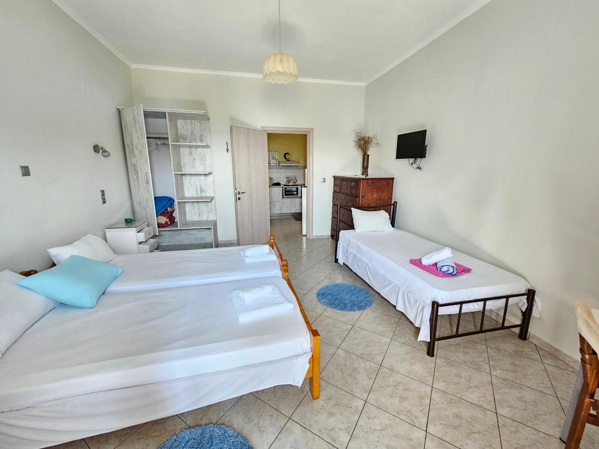 Leta Apartments Агиос-Георгиос Экстерьер фото